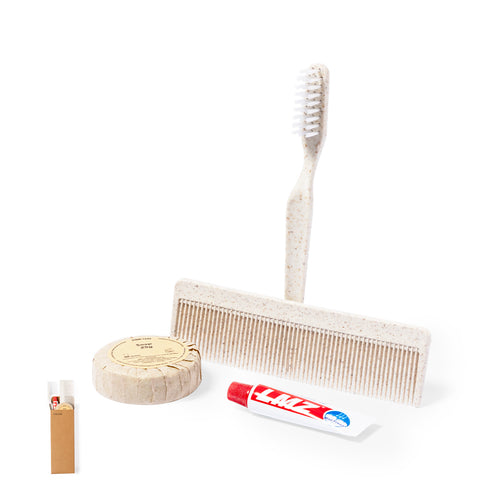Essential grooming set with toothbrush, toothpaste, comb and soap - Essential Kit Personalised