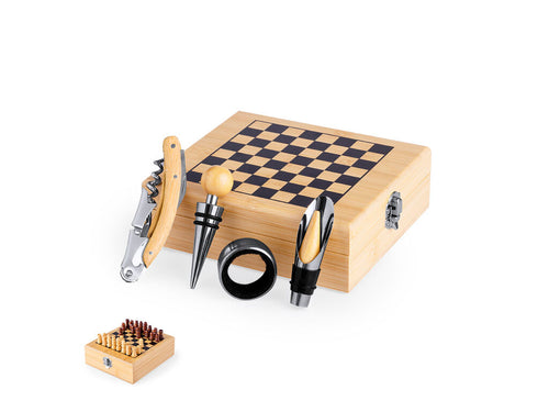 Unique chess wine set -pieces included- finished in natural bamboo - Paluk Personalised