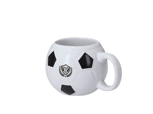 Ceramic mug with classic football design with 440 ml capacity - Hindy Personalised