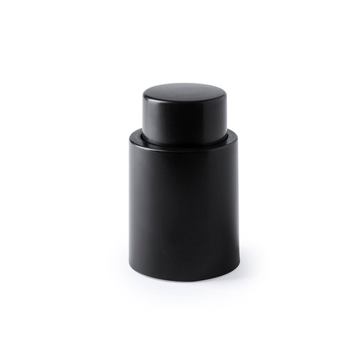 Vaccum lid for wine bottles in an elegant, black color design - Hoxmar Personalised