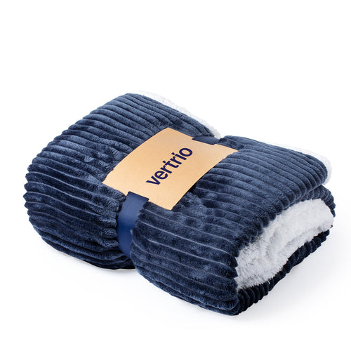 Soft and warm blanket in combination of coral fleece and sherpa materials 440g/m2 - Karovix Personalised